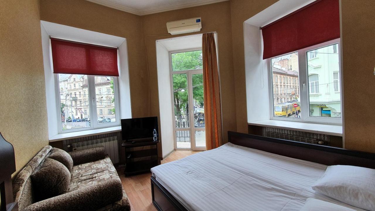 Apart-Hotel City Center Contrabas 3*