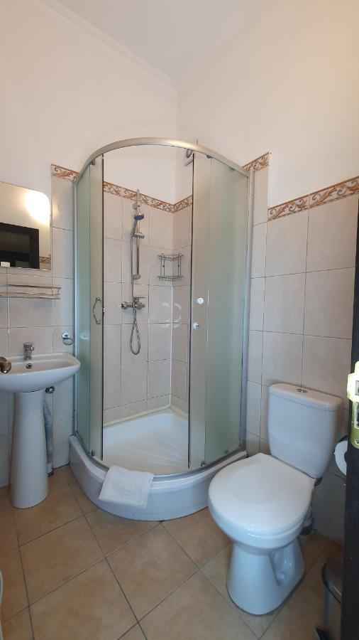 Hotel Apart-Hotel City Center Contrabas 3*