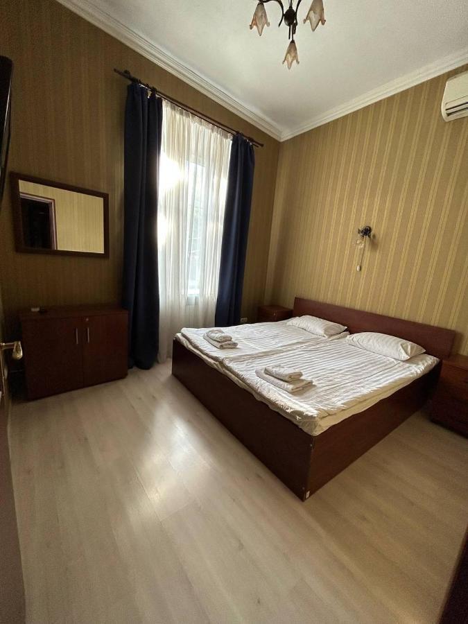 Hotel Apart-Hotel City Center Contrabas 3*