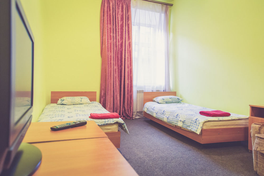 Hotel Apart-Hotel City Center Contrabas 3*