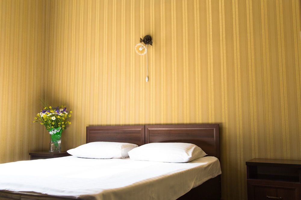 Hotel Apart-Hotel City Center Contrabas 3*