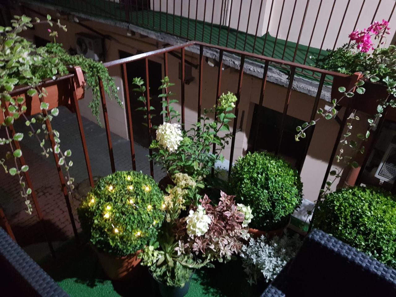 Hotel Apart-Hotel City Center Contrabas Lviv